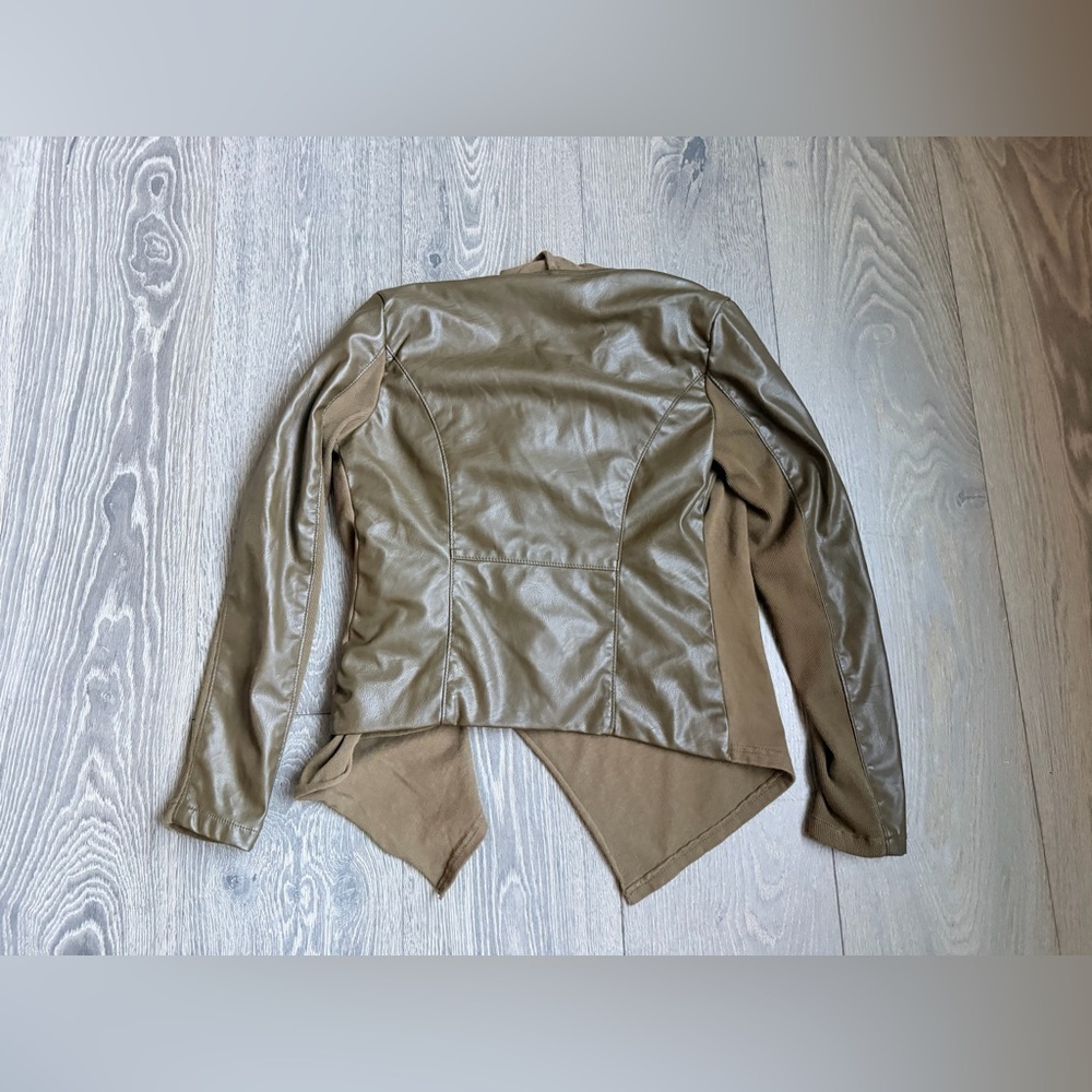 Blank NYC Faux Leather Drape Front Moto Jacket in Olive Green Size Small - Picture 5 of 5